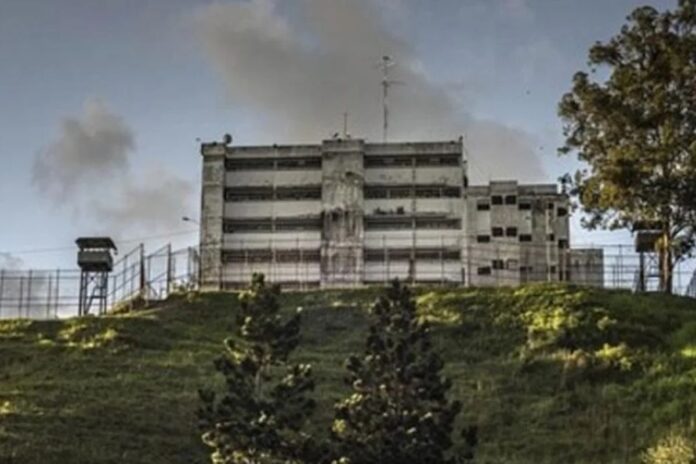 Denuncian que militares con pena cumplida fueron traslados a centro penitenciario en Charallave Denuncian que militares con pena cumplida fueron traslados a centro penitenciario en Charallave