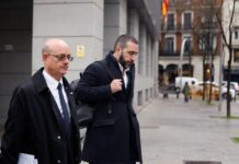 Aldama declara en Audiencia Nacional que Delcy Rodríguez le entregó un sobre relacionado con la «financiación ilegal del PSOE» a través de PDVSA Aldama declara en Audiencia Nacional que Delcy Rodríguez le entregó un sobre relacionado con la "financiación ilegal del PSOE" a través de PDVSA