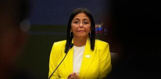 Delcy Rodríguez asegura que no existe «ningún agente externo» que gobierne Venezuela Delcy Rodríguez: "Quienes me amenacen, lo digo: mi destino no lo decide sino Dios"