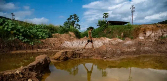 Transparencia Venezuela exige a Delcy Rodríguez publicar proyecto de Ley Orgánica de Minas y Minerales