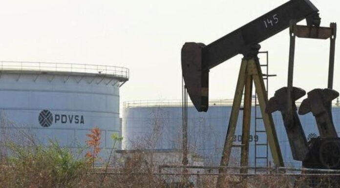 EE. UU. desplazó a China como primer comprador de petróleo venezolano y a Rusia como principal fuente de diluyentes EE. UU. desplazó a China como primer comprador de petróleo venezolano y a Rusia como principal fuente de diluyentes