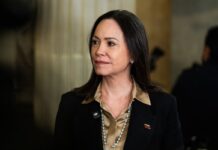 María Corina Machado señala que elecciones “con votación manual” podrían hacer en “nueve o diez meses” en Venezuela María Corina Machado señala que elecciones “con votación manual” podrían hacer en “nueve o diez meses” en Venezuela