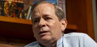 Juan Pablo Guanipa desde Falcón: «Es inaceptable que un estado que tiene capacidad para procesar 1 millón de barriles diarios esté sumido en la pobreza» Juan Pablo Guanipa desde Falcón: "Es inaceptable que un estado que tiene capacidad para procesar 1 millón de barriles diarios esté sumido en la pobreza"