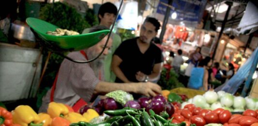 Cendas: Salario mínimo actual cubre solo el 0,05 % de la canasta básica