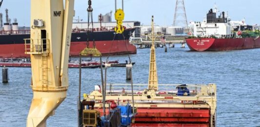Puerto de Houston se activa con envíos de insumos petroleros a Venezuela