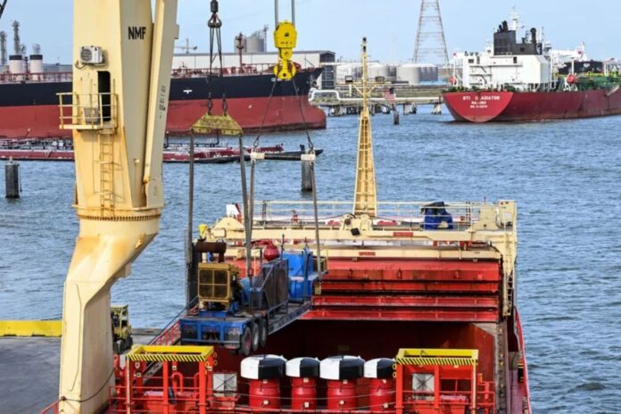 Puerto de Houston se activa con envíos de insumos petroleros a Venezuela Puerto de Houston se activa con envíos de insumos petroleros a Venezuela
