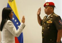 Provea: «Designación de Gustavo González López como ministro de Defensa mantiene intacta estructura represiva» Provea: "Designación de Gustavo González López como ministro de Defensa mantiene intacta estructura represiva"