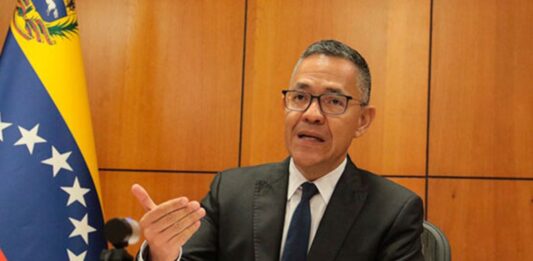 "Ernesto Villegas no puede ser Defensor del Pueblo porque encubrió crímenes de Estado"