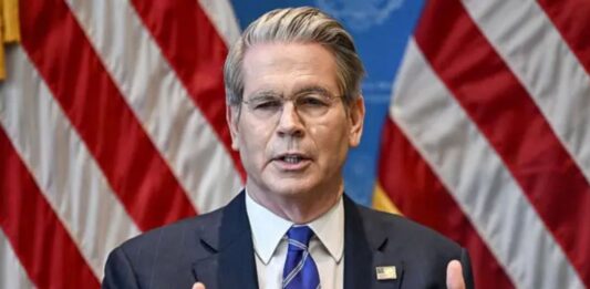 Secretario del Tesoro de EE. UU: "Con Maduro fuera de Venezuela, parece que puede haber un cambio de régimen a cámara lenta en Cuba"