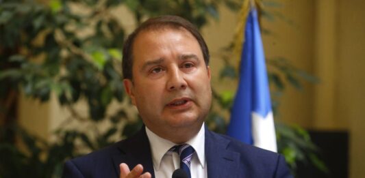 Chile busca restablecer contactos consulares con régimen venezolano para concretar expulsión de migrantes con orden judicial