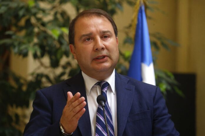 Chile busca restablecer contactos consulares con régimen venezolano para concretar expulsión de migrantes con orden judicial Chile busca restablecer contactos consulares con régimen venezolano para concretar expulsión de migrantes con orden judicial