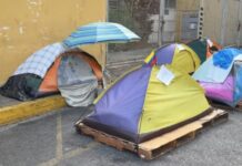 Denuncian que PNB pretende desalojar campamento de familiares de presos políticos en Zona 7 Denuncian que PNB pretende desalojar campamento de familiares de presos políticos en Zona 7
