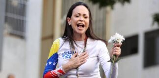 Antonio de la Cruz: «María Corina Machado juega en la fase tres, en la fase de la democracia y la elección presidencial» Antonio de la Cruz: "María Corina Machado juega en la fase tres, en la fase de la democracia y la elección presidencial"