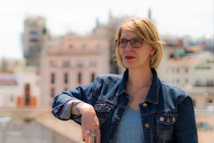 Exeurodiputada: «Zapatero ha contribuido al enmascaramiento de una dictadura que tortura y encarcela» Exeurodiputada: "Zapatero ha contribuido al enmascaramiento de una dictadura que tortura y encarcela"