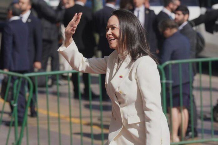María Corina Machado: «El estado Bolívar es la demostración del fracaso del socialismo chavista» María Corina Machado: "El estado Bolívar es la demostración del fracaso del socialismo chavista"