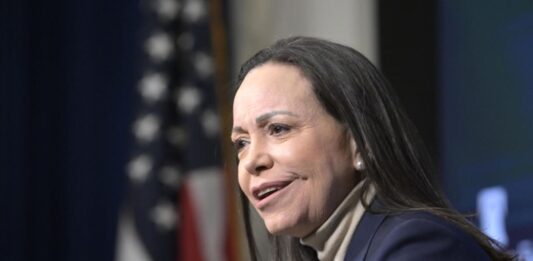 Donald Trump aconsejó a María Corina Machado que no vuelva a Venezuela por ahora