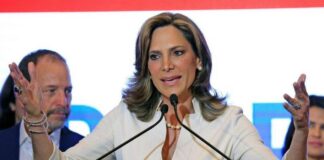 María Elvira Salazar impulsa ley para extender TPS a venezolanos en Estados Unidos María Elvira Salazar impulsa ley para extender TPS a venezolanos en Estados Unidos