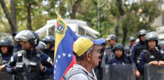 VE Sin Filtro: "Régimen usa tecnologías de vigilancia ciudadana para el control político"