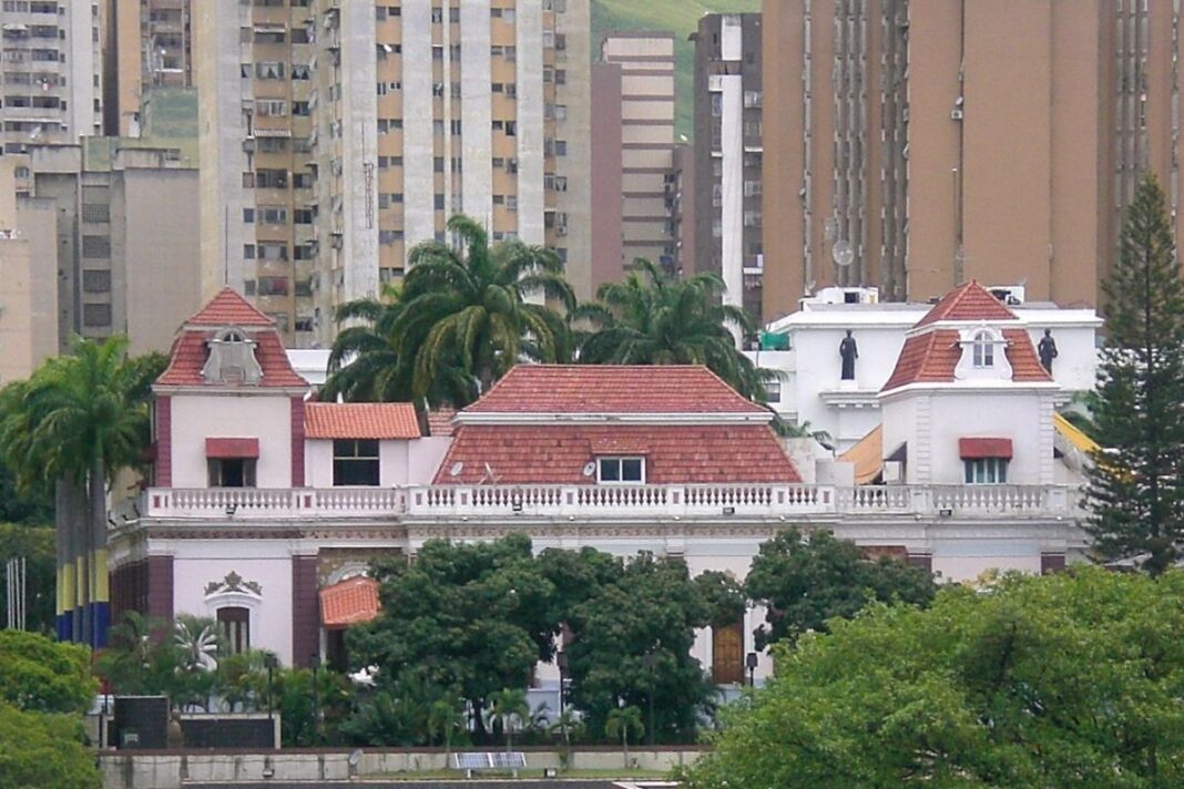 Periodismo independiente venezolano "vuelve" a Miraflores