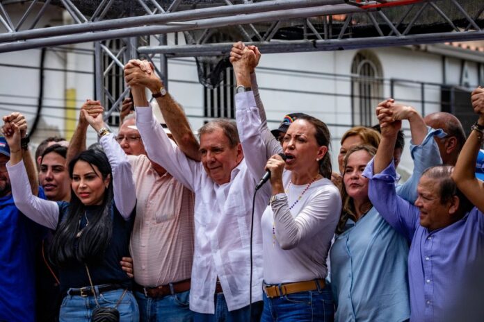 Exigen devolución de bienes usados en campaña de Edmundo González Urrutia en Barinas Exigen devolución de bienes usados en campaña de Edmundo González Urrutia en Barinas