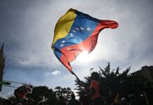 Comité Nacional Demócrata de EE. UU. aprueba resolución en apoyo a transición democrática en Venezuela Comité Nacional Demócrata de EE. UU. aprueba resolución en apoyo a transición democrática en Venezuela