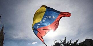 Comité Nacional Demócrata de EE. UU. aprueba resolución en apoyo a transición democrática en Venezuela Comité Nacional Demócrata de EE. UU. aprueba resolución en apoyo a transición democrática en Venezuela