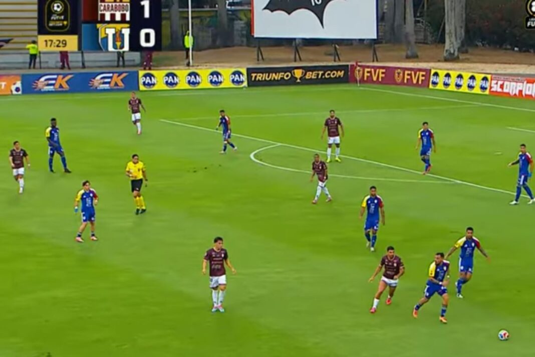 Fanáticos abuchearon al hijo de Alexander Granko en pleno partido en Valencia Fanáticos abuchearon al hijo de Alexander Granko en pleno partido en Valencia