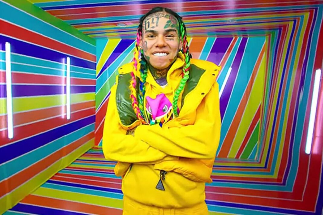 Rapero 6ix9ine reveló nuevos detalles de su convivencia con Nicolás Maduro en la misma celda en Nueva York Rapero 6ix9ine reveló nuevos detalles de su convivencia con Nicolás Maduro en la misma celda en Nueva York