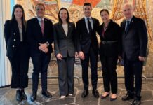 María Corina Machado se reúne con el primer ministro de Países Bajos en la antesala de su visita a España María Corina Machado se reúne con el primer ministro de Países Bajos en la antesala de su visita a España