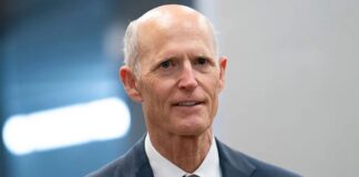 Rick Scott: «Delcy Rodríguez es cabeza de un cartel narco (…) tiene que cambiar, si no lo hace, debe ser sancionada y enfrentar un juicio» Rick Scott: "Delcy Rodríguez es cabeza de un cartel narco (...) tiene que cambiar, si no lo hace, debe ser sancionada y enfrentar un juicio"