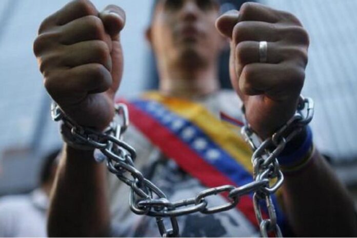 Aplicación de la Ley de Amnistía se ralentiza mientras más de 500 presos políticos esperan ser liberados Aplicación de la Ley de Amnistía se ralentiza mientras más de 500 presos políticos esperan ser liberados