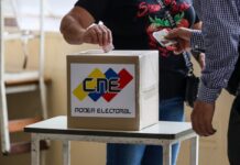 Militares retirados denuncian «ruptura del orden constitucional»: Piden elecciones libres en Venezuela