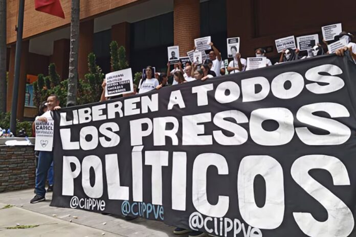 Foro Penal: Todavía hay 477 presos políticos en Venezuela pese a la ley de amnistía aprobada por el chavismo Foro Penal: Todavía hay 477 presos políticos en Venezuela pese a la ley de amnistía aprobada por el chavismo