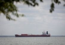 Bloomberg: Régimen no logra reubicar tres buques fantasma con cinco millones de barriles de crudo a bordo Bloomberg: Régimen no logra reubicar tres buques fantasma con cinco millones de barriles de crudo a bordo