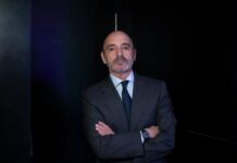 Plus Ultra pagó a Julio Martínez, socio de Zapatero, por «gestiones» con el régimen venezolano Plus Ultra pagó a Julio Martínez, socio de Zapatero, por "gestiones" con el régimen venezolano