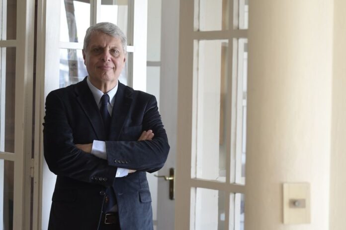 Washington Abdala sobre plan de transición política en Venezuela: «Hay que decirle a Estados Unidos que se está equivocando con su velocidad» Washington Abdala sobre plan de transición política en Venezuela: "Hay que decirle a Estados Unidos que se está equivocando con su velocidad"
