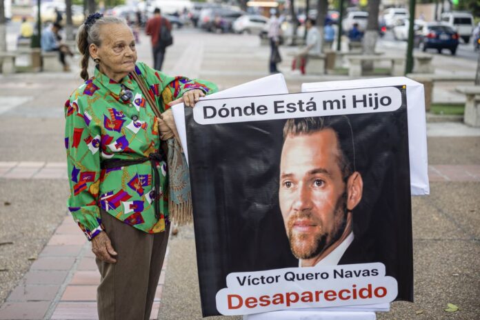 Zair Mundaray sobre graves irregularidades en el caso de Víctor Quero Navas: «Toda la cadena de mando de este caso involucra a Tarek William Saab» Zair Mundaray sobre graves irregularidades en el caso de Víctor Quero Navas: "Toda la cadena de mando de este caso involucra a Tarek William Saab"