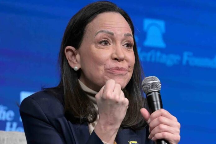 María Corina Machado le pide a Delcy Rodríguez apoyar la transición democrática: «Ella tendrá incentivos y creo que es su última oportunidad» María Corina Machado le pide a Delcy Rodríguez apoyar la transición democrática: "Ella tendrá incentivos y creo que es su última oportunidad"