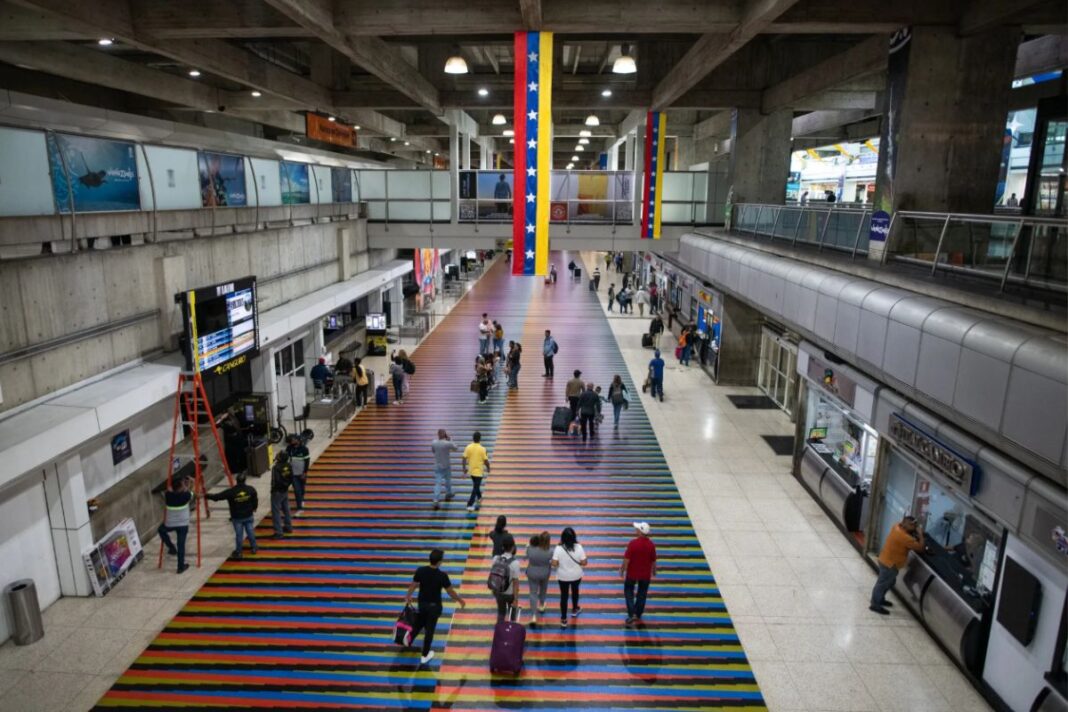 EFE: Venezuela coordina visita de la FAA para impulsar más vuelos comerciales con EE. UU. EFE: Venezuela coordina visita de la FAA para impulsar más vuelos comerciales con EE. UU.