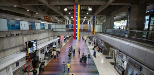 EFE: Venezuela coordina visita de la FAA para impulsar más vuelos comerciales con EE. UU.