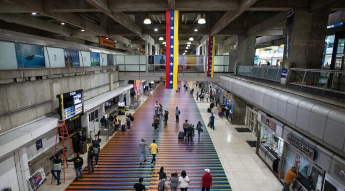 EFE: Venezuela coordina visita de la FAA para impulsar más vuelos comerciales con EE. UU. EFE: Venezuela coordina visita de la FAA para impulsar más vuelos comerciales con EE. UU.