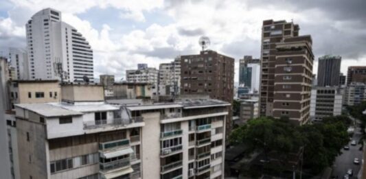 Cae oferta inmobiliaria en Caracas pese al interés de empresas extranjeras