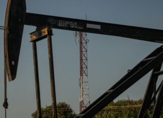 Alianza energética trilateral busca reactivar la Faja del Orinoco con capital de Estados Unidos y Abu Dabi Alianza energética trilateral busca reactivar la Faja del Orinoco con capital de Estados Unidos y Abu Dabi