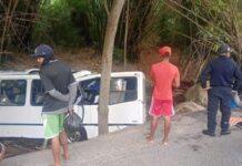 10 heridos tras caída de autobús en un río de Choroní 10 heridos tras caída de autobús en un río de Choroní