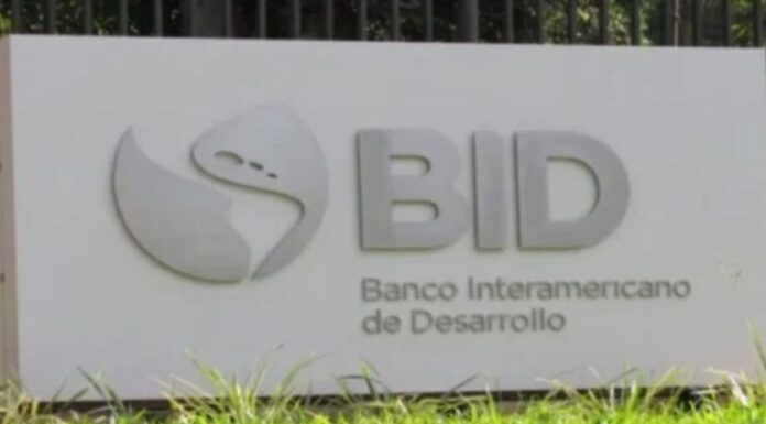 La millonaria deuda del régimen impediría que dos de los bancos más importantes del mundo operen en el país La millonaria deuda del régimen impediría que dos de los bancos más importantes del mundo operen en el país
