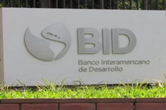 La millonaria deuda del régimen impediría que dos de los bancos más importantes del mundo operen en el país La millonaria deuda del régimen impediría que dos de los bancos más importantes del mundo operen en el país