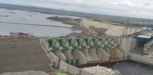 Empresa internacional negocia rehabilitación de proyectos hidroeléctricos paralizados en Venezuela