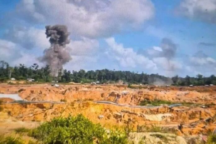 Régimen venezolano niega participación militar de EE. UU. en operativo contra minería ilegal Régimen venezolano niega participación militar de EE. UU. en operativo contra minería ilegal