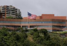 Embajada de EE. UU. en Caracas: La baja inflación demuestra que el plan de tres fases de Donald Trump «está dando resultados concretos» Embajada de EE. UU. en Caracas: La baja inflación demuestra que el plan de tres fases de Donald Trump "está dando resultados concretos"