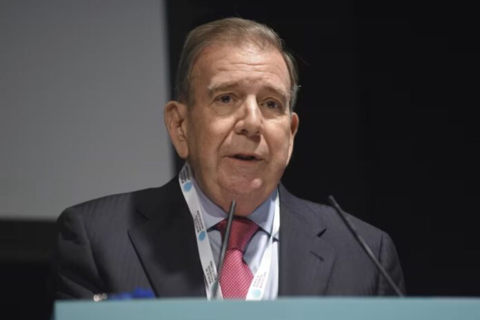 Edmundo González Urrutia: «Mi hija me comunicó que su esposo sería liberado si yo renunciaba» Edmundo González Urrutia: "Mi hija me comunicó que su esposo sería liberado si yo renunciaba"
